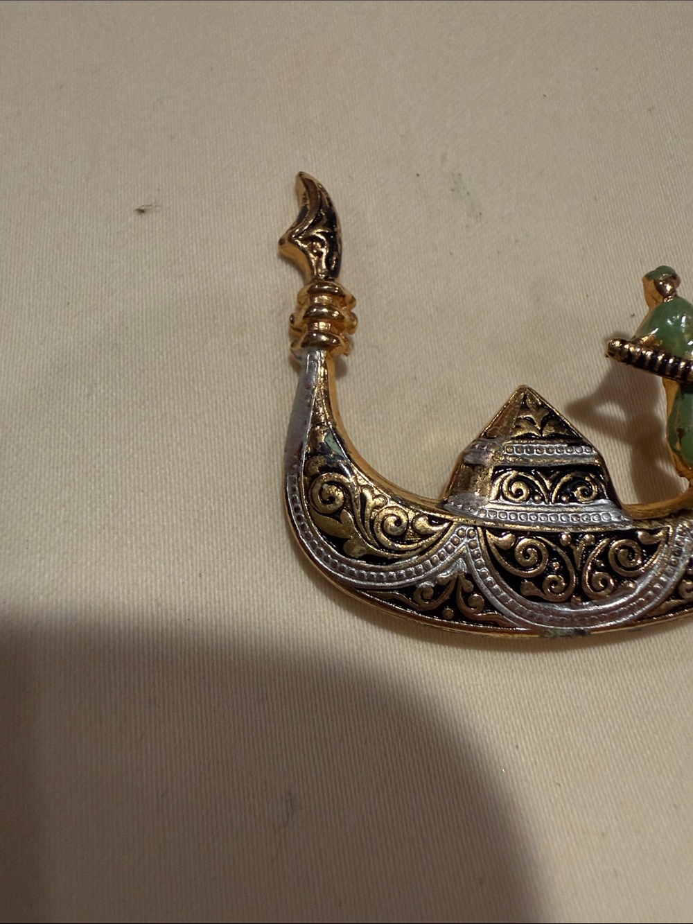 Damascene boat brooch - Picture 3 of 7